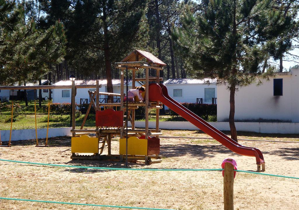 Hotel Parque De Campismo Orbitur Sitava Milfontes Malhadinhas Exteriér fotografie