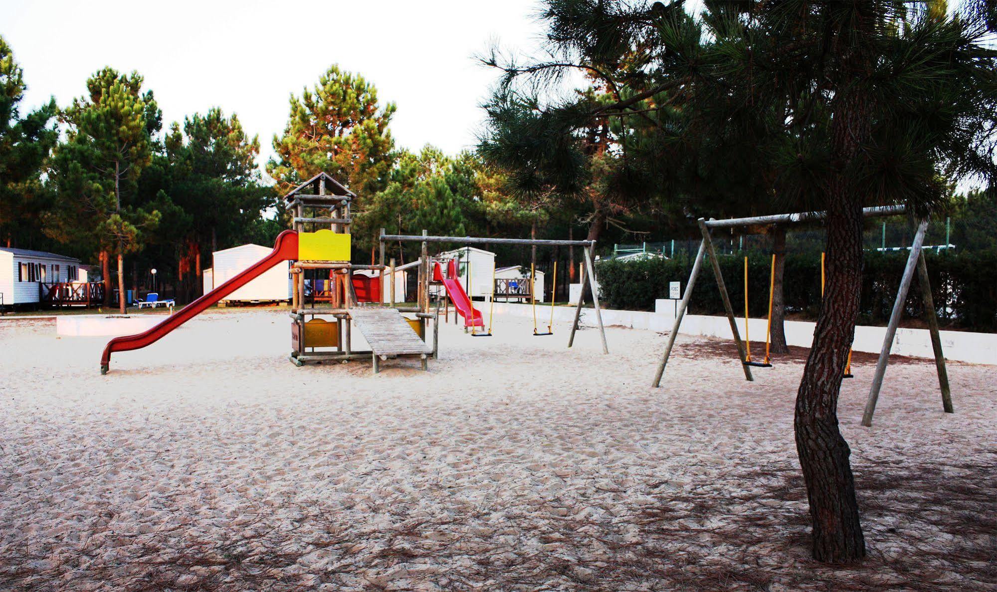 Hotel Parque De Campismo Orbitur Sitava Milfontes Malhadinhas Exteriér fotografie